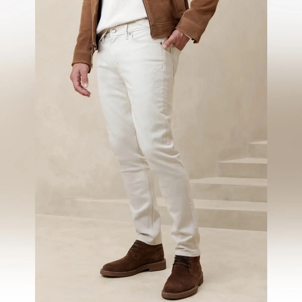 BANANA REPUBLIC Travel Jean Slim fit Size 32 x 30